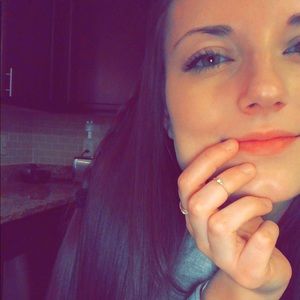 Meet your Posher, Kristina